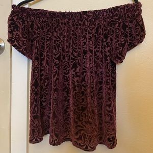 Hollister Off the Shoulder Maroon Blouse Size Small